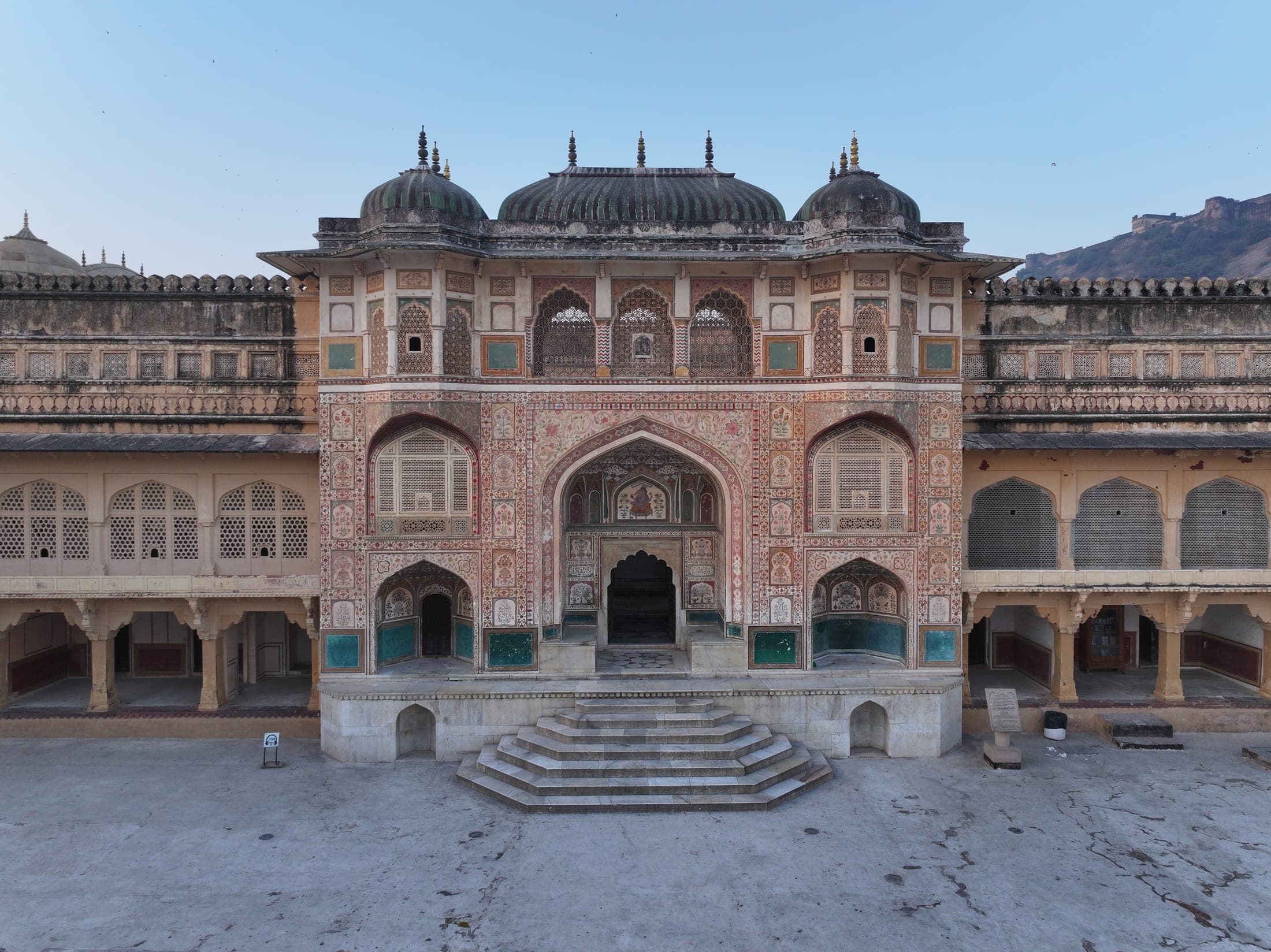 Ganesh Pol, Amer